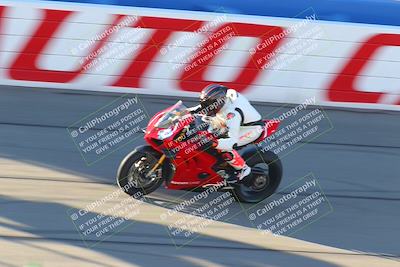 media/Jan-21-2022-Fastrack Riders (Fri) [[90b5309cc6]]/Level 4/Session 1 Front Straight/